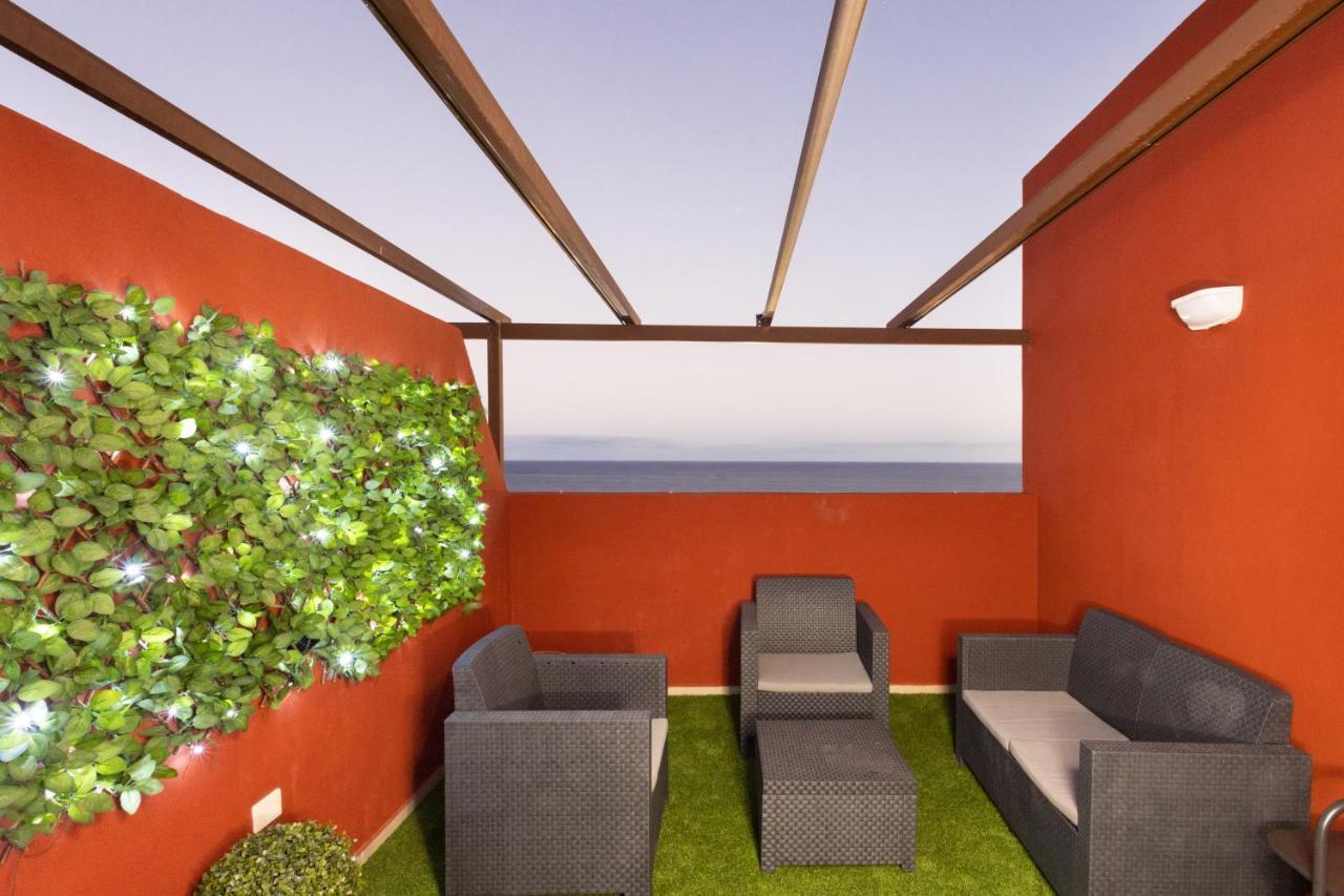 Home2book Sea Front Duplex Terrace Pool Apartment *